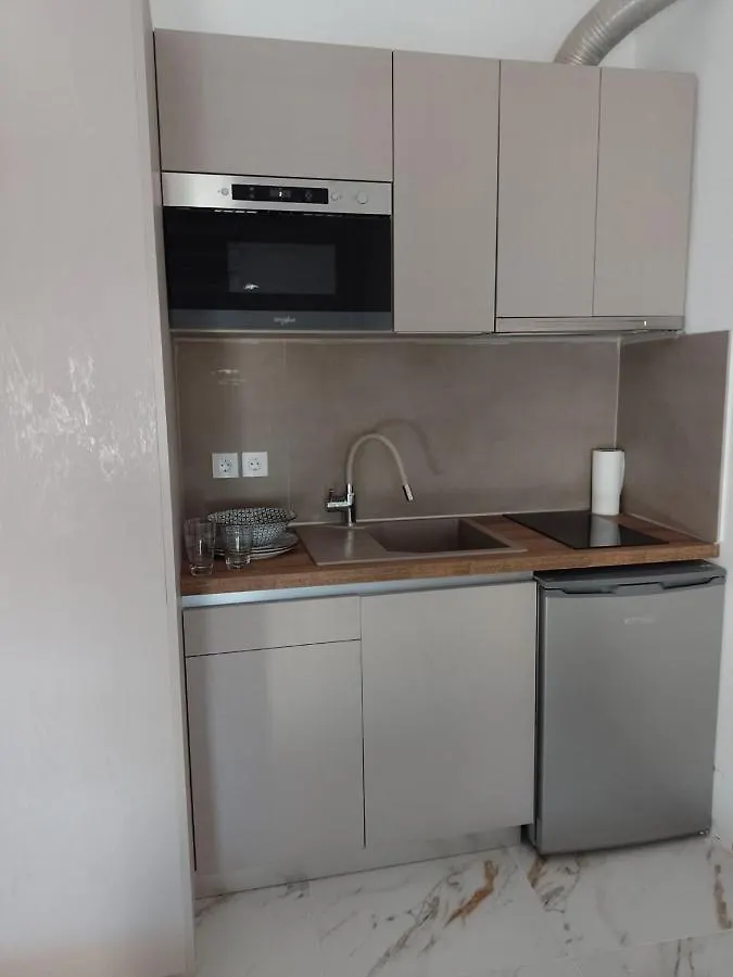 Ιόλη Apartment Flogita Greece