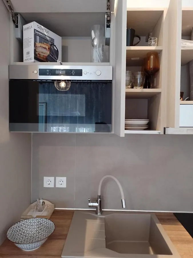 Ιόλη Apartment Flogita
